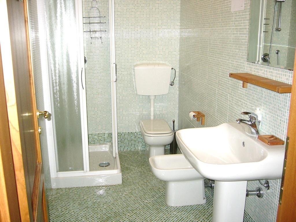 Nonna Alda Bed & Breakfast Viareggio Oda fotoğraf
