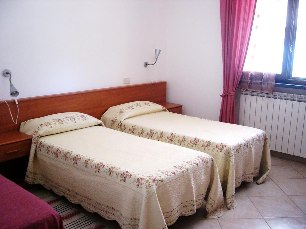 Nonna Alda Bed & Breakfast Viareggio Oda fotoğraf